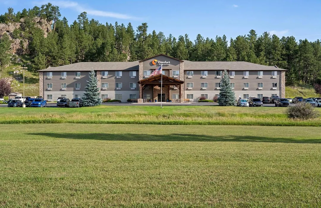 Comfort Inn & Suites-1