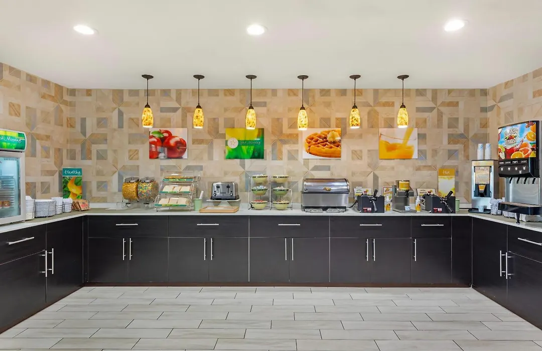 Quality Inn & Suites Plano East - Richardson-1