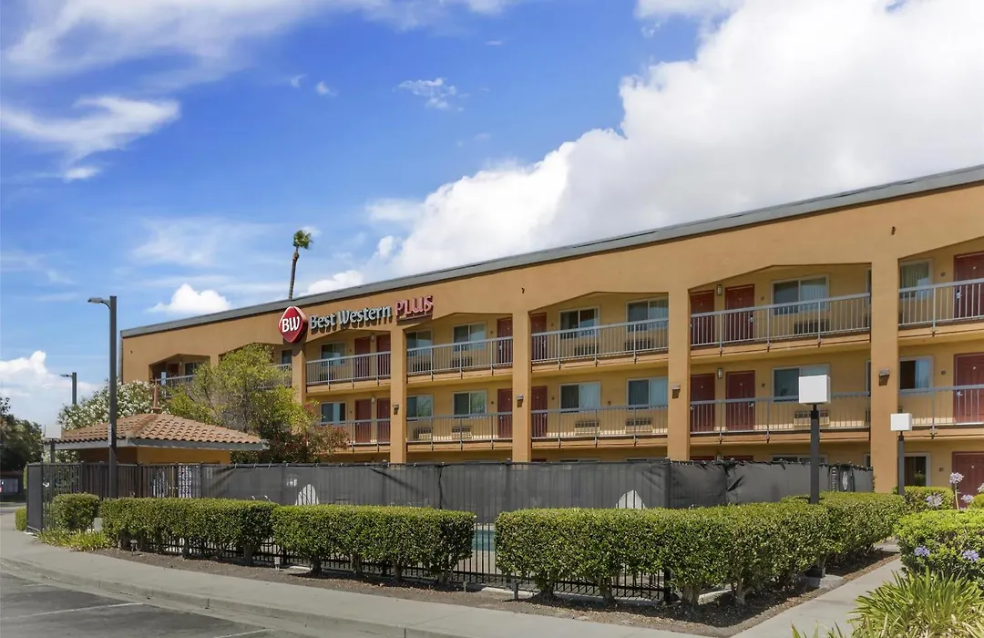 Best Western Plus Pleasanton Inn-1
