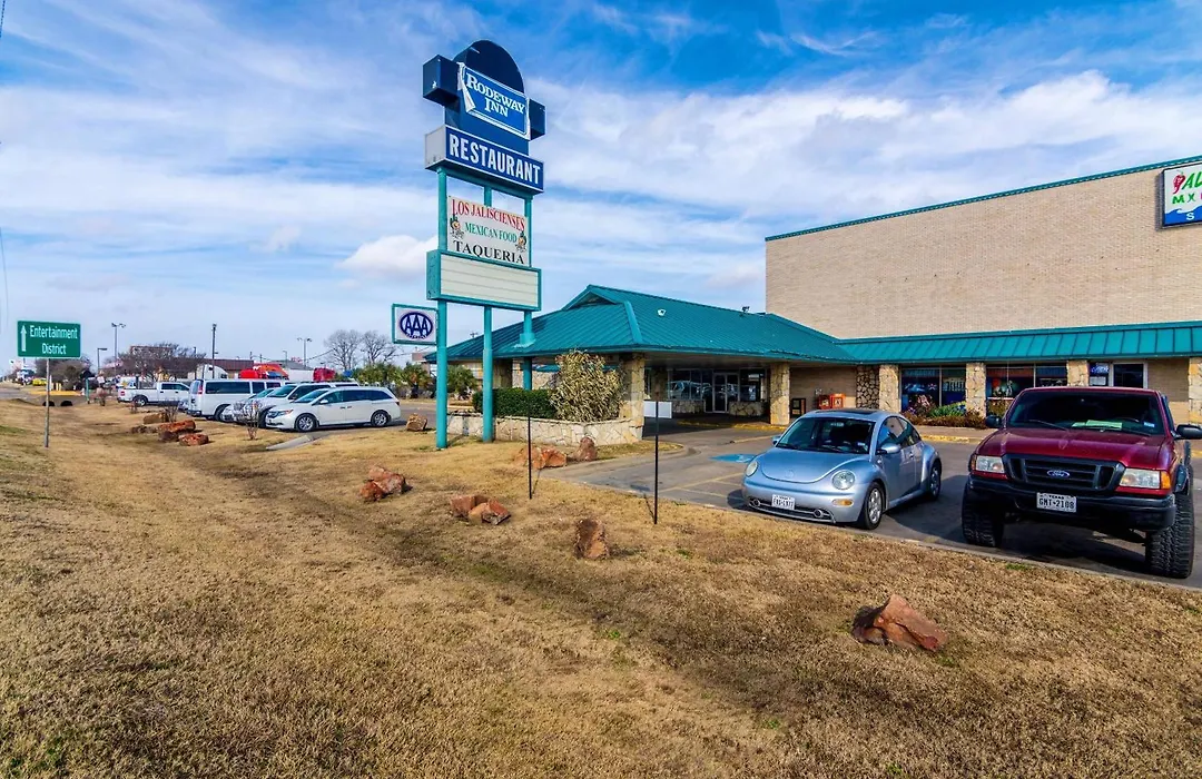 Rodeway Inn Arlington Entertainment District Area-1
