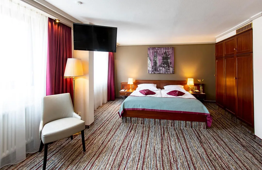 Hotel Pelikan-1