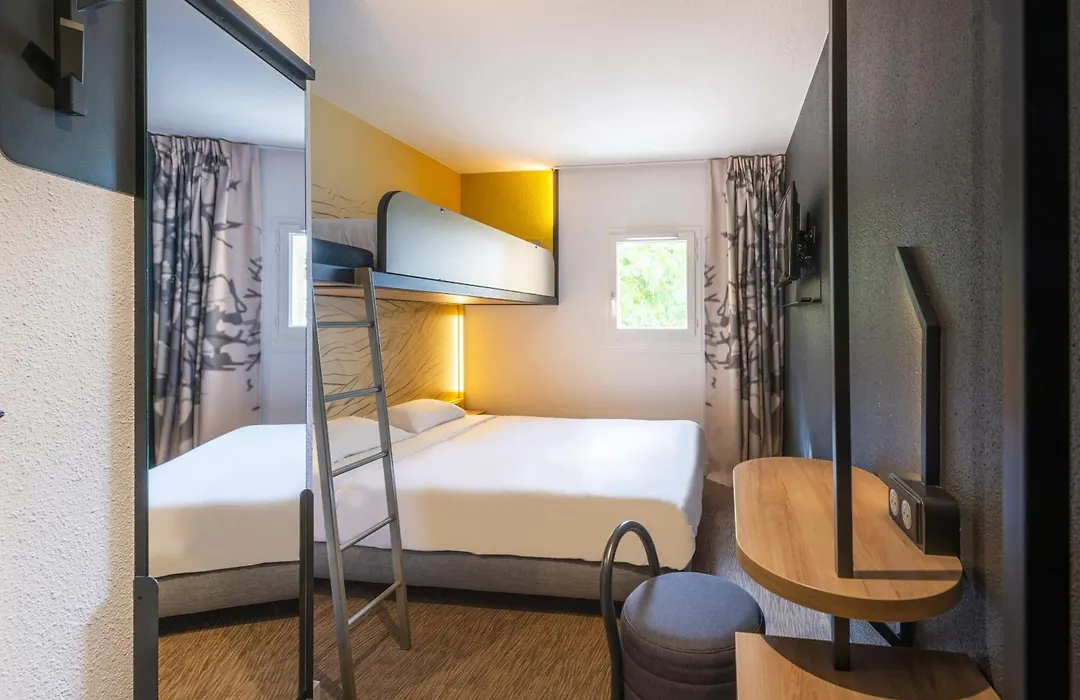 B&B HOTEL Cholet Nord-1