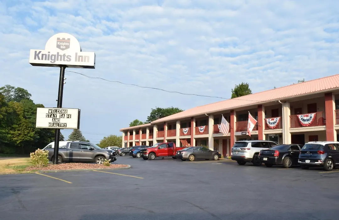 Knights Inn Oswego East-1