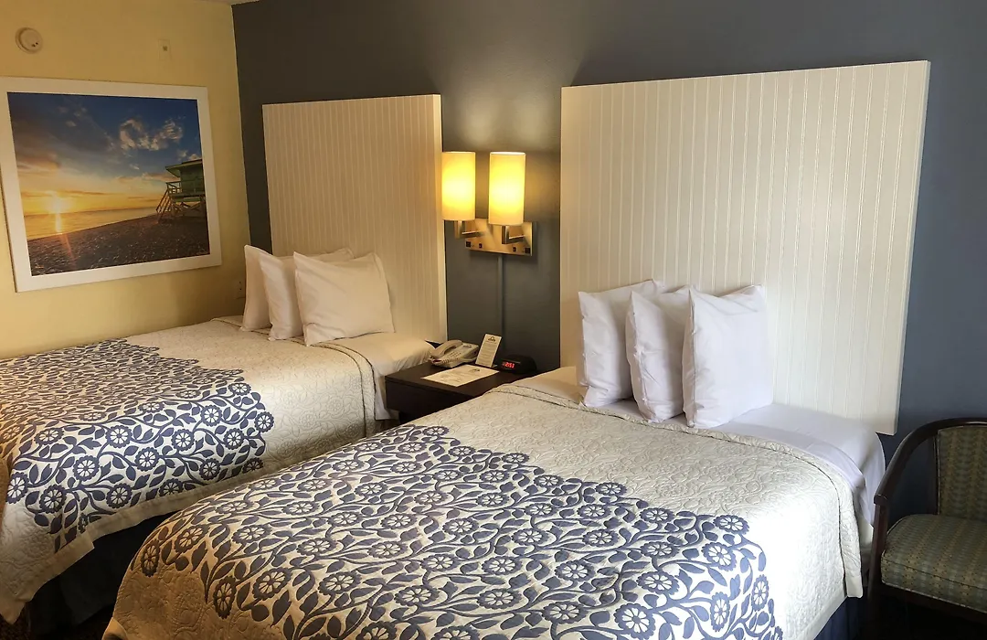 Days Inn By Wyndham Bradenton I-75-1