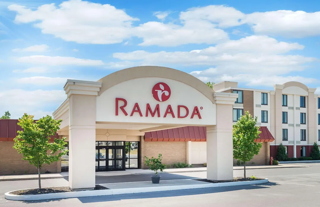 Ramada By Wyndham Watertown Thousand-1