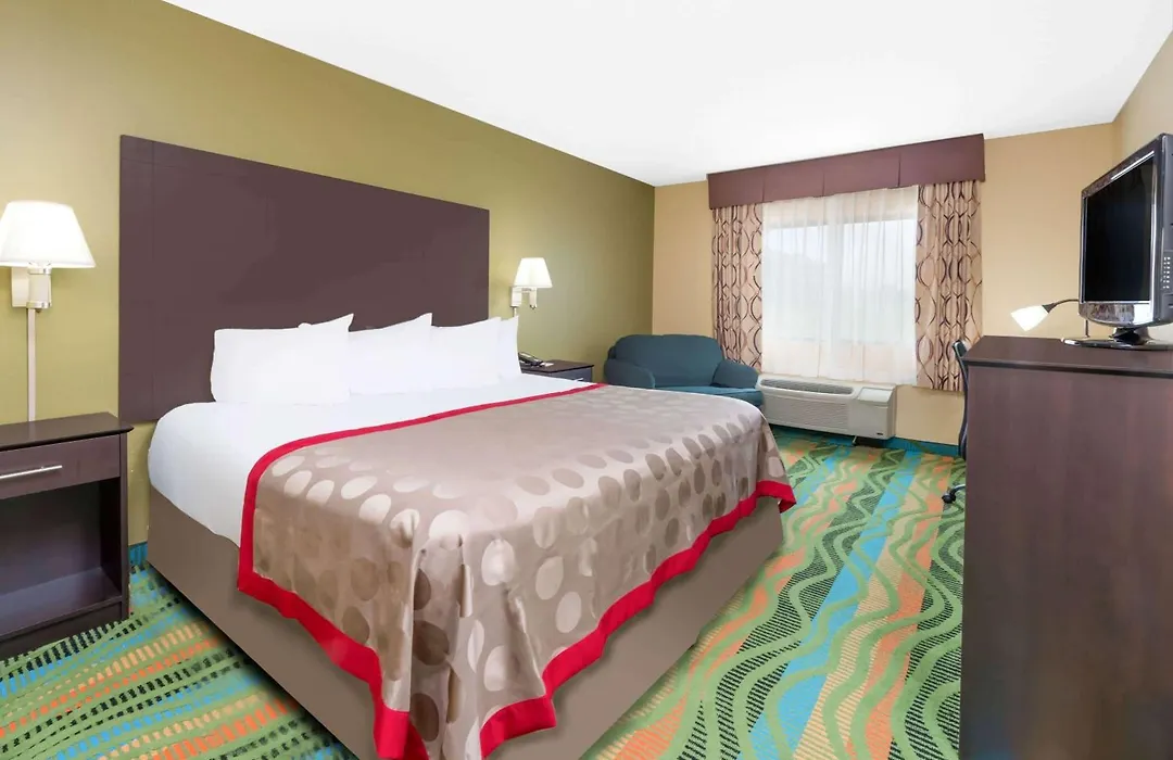 Ramada By Wyndham Vandalia-1