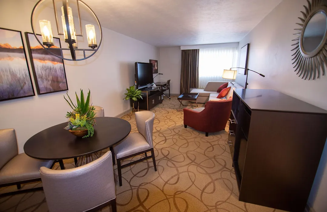 Best Western Plus Burley Inn & Convention Center-1
