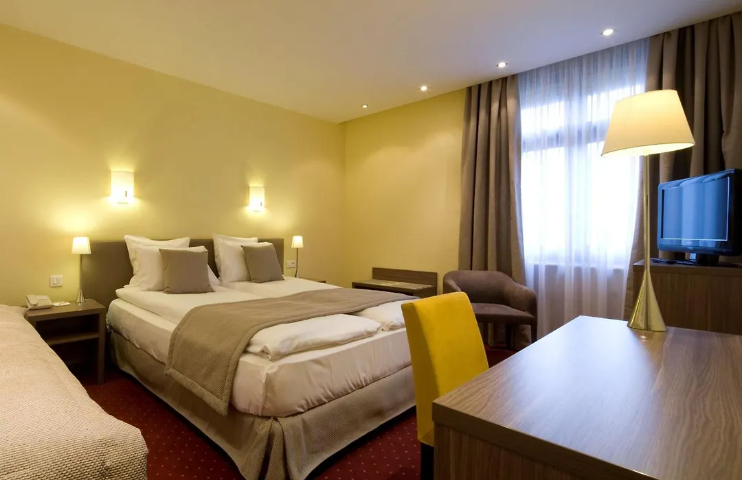 Grand Hôtel Bristol-1