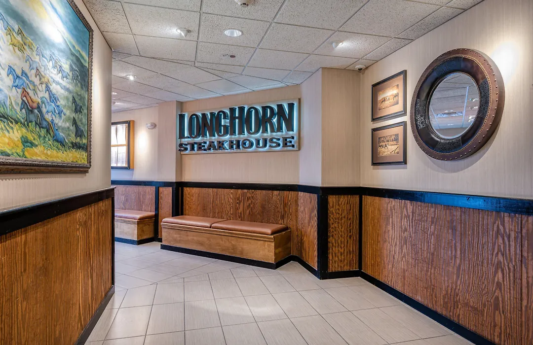 Holiday Inn - Terre Haute By Ihg-1