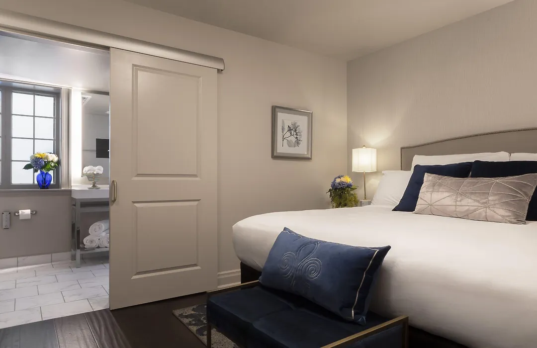 Seven Gables Inn, St Louis West, A Tribute Portfolio Hotel-1