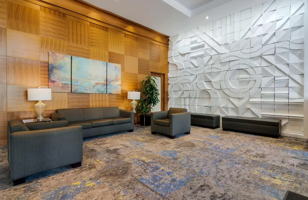 Best Western Premier Chateau Granville Hotel&Suites&Conference Centre-1