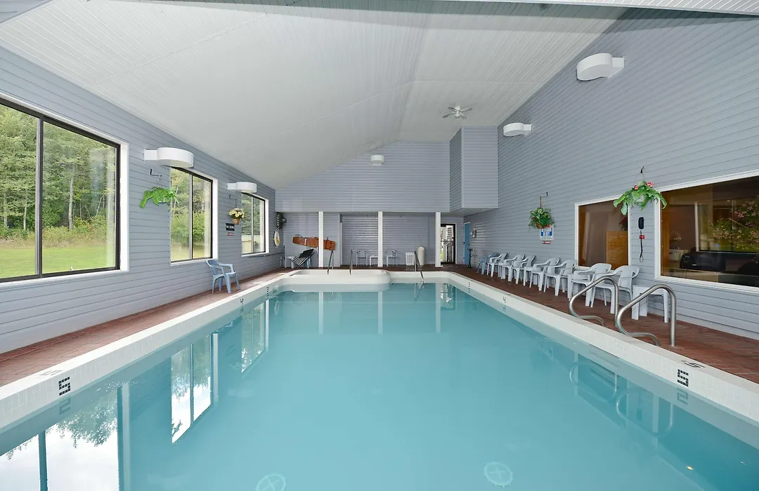 Americas Best Value Inn Saint Ignace-1
