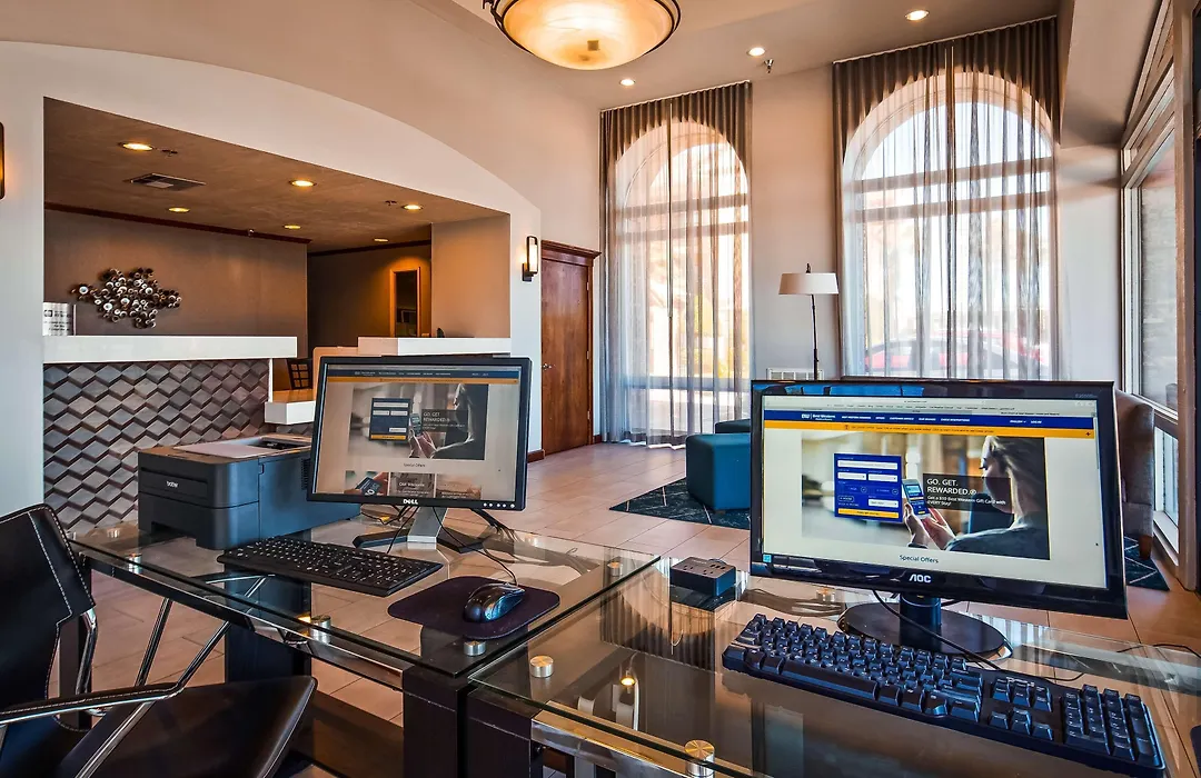 Best Western Plus Executive Inn & Suites-1