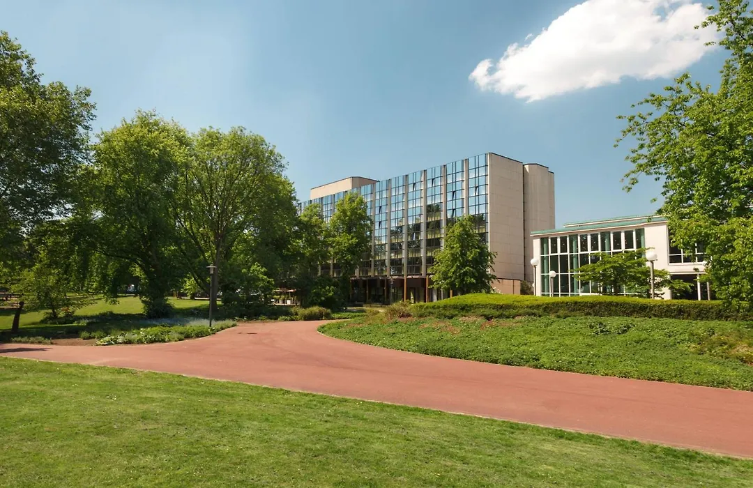 Sheraton Essen Hotel-1