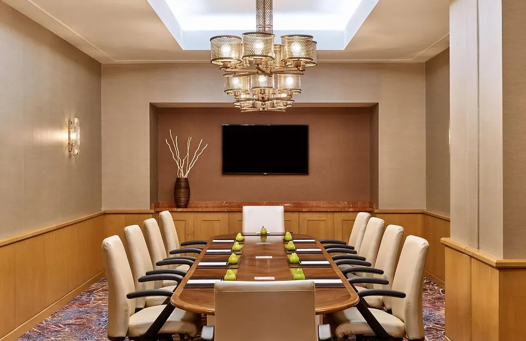 Hilton Los Angeles North-Glendale & Executive Meeting Center-1