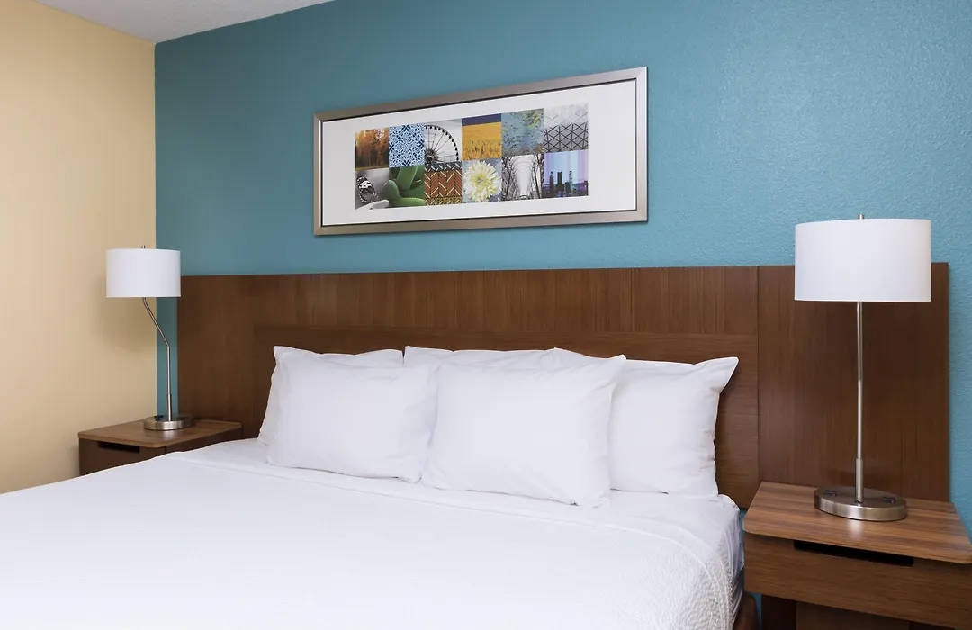 Fairfield Inn & Suites By Marriott Galesburg-1