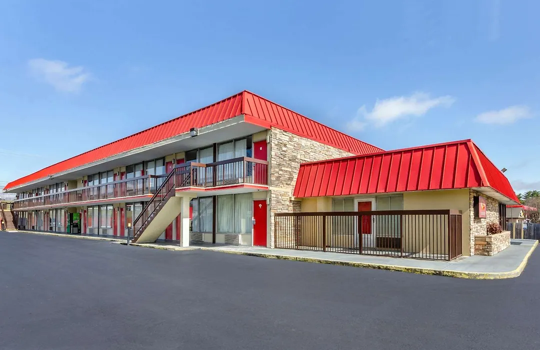 Econo Lodge Roanoke Civic Center-1