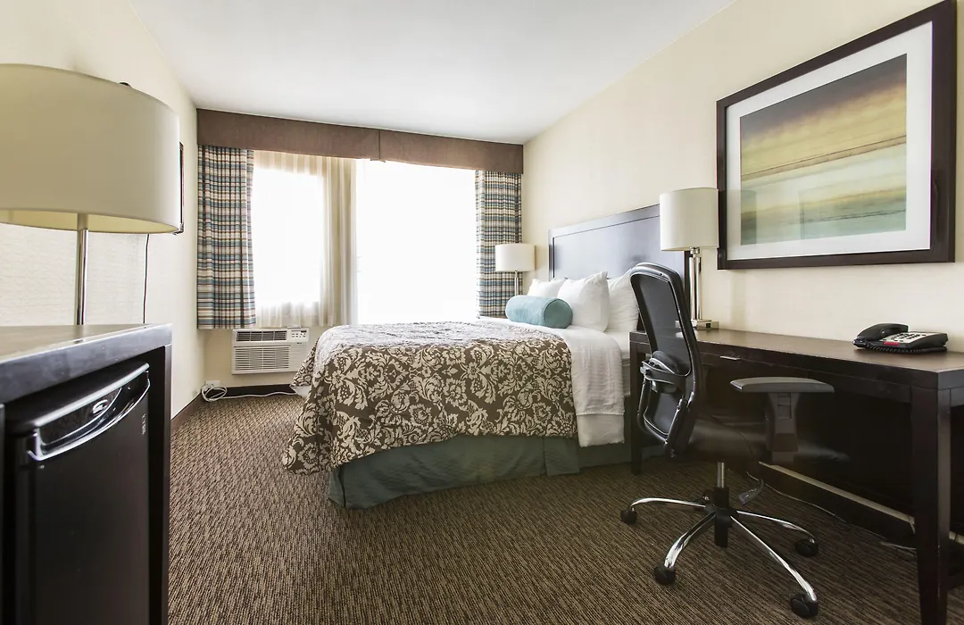 Royal Palace Westwood Hotel-1