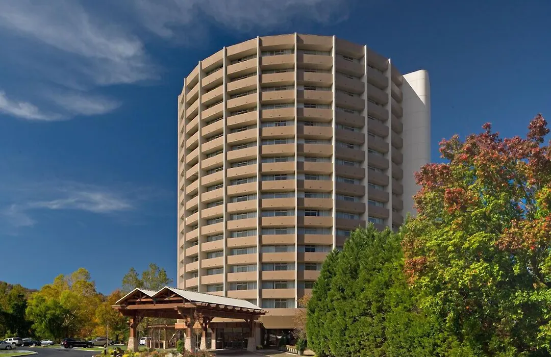 The Park Vista - A Doubletree By Hilton Hotel - Gatlinburg-1