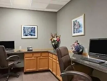 Wingate By Wyndham Pueblo-1