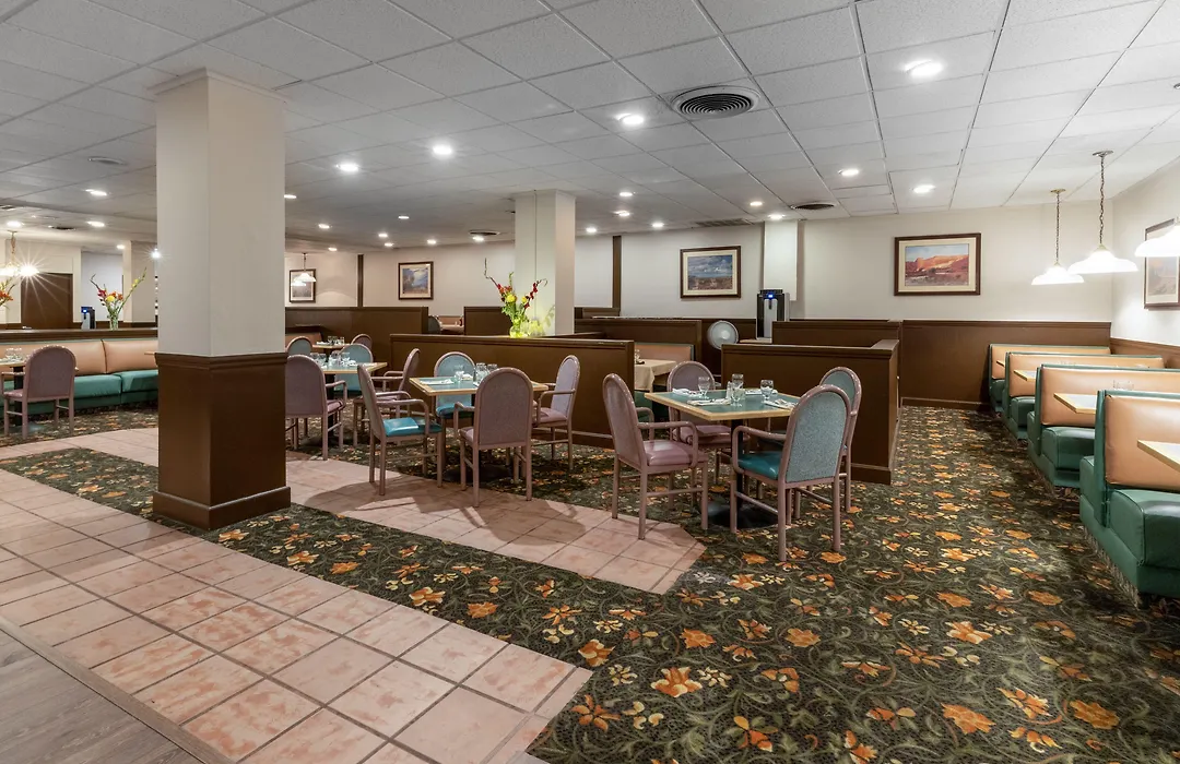 Ramada By Wyndham Reno Hotel & Casino-1