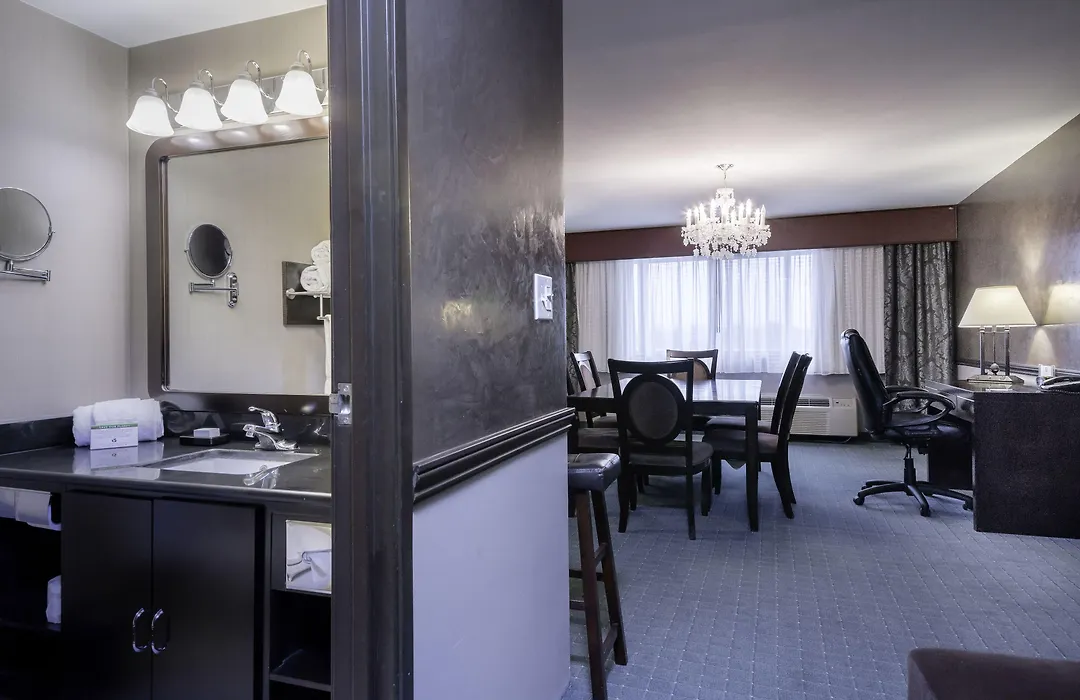 Causeway Bay Hotel-1