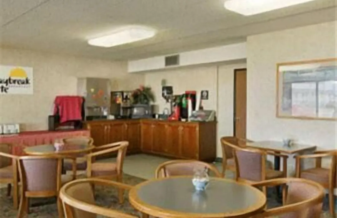 Sunset Inn & Suites-1