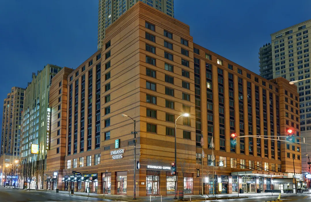 Embassy Suites Chicago - Downtown River North-1