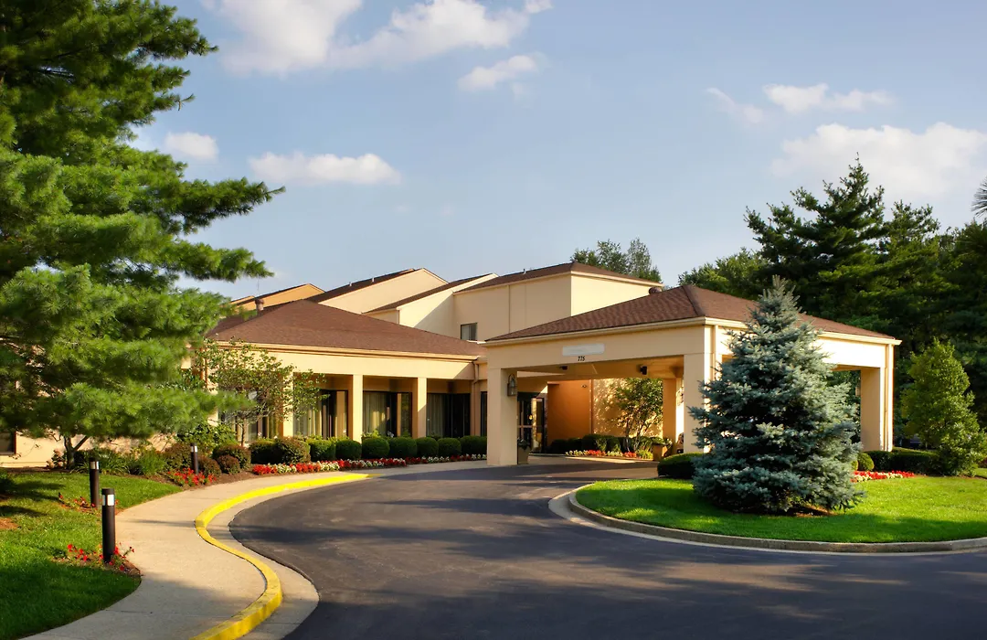 Courtyard By Marriott Lexington North-1