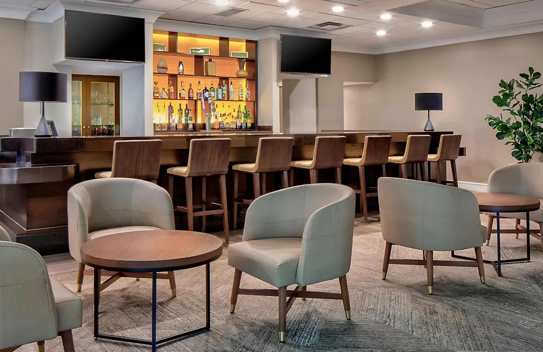 Sheraton Suites Market Center Dallas-1