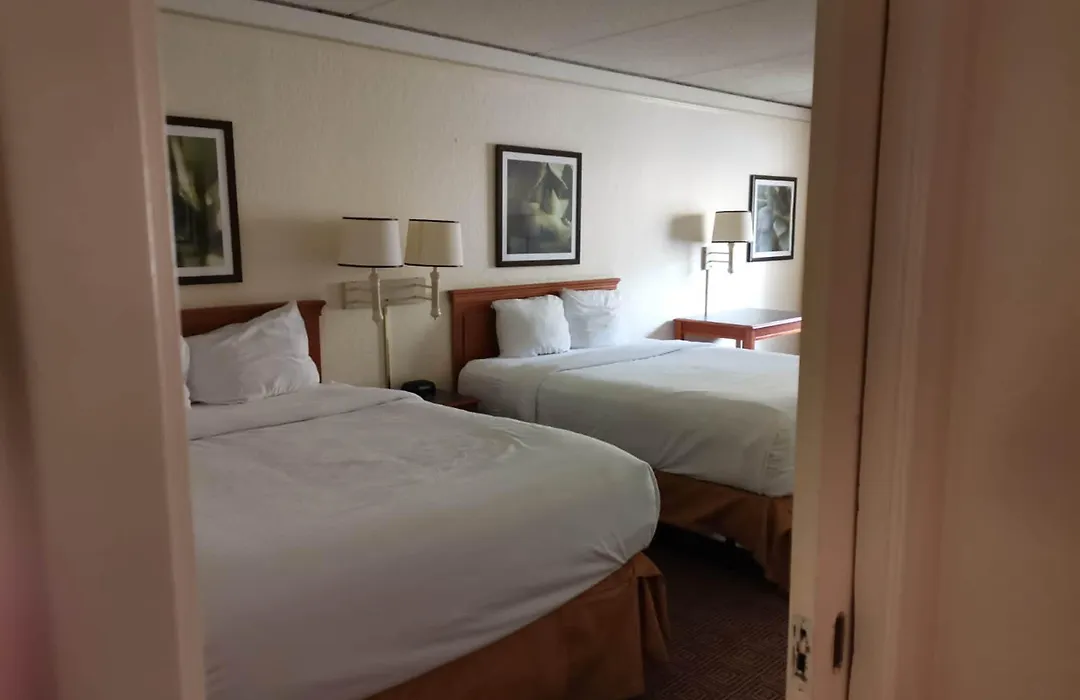 Super 8 By Wyndham San Antonio Near Seaworld Ingram Park-1