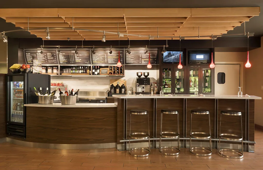 Courtyard By Marriott Peoria-1