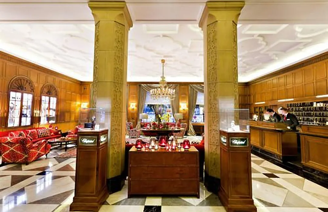 Fairmont Hotel Vier Jahreszeiten-1