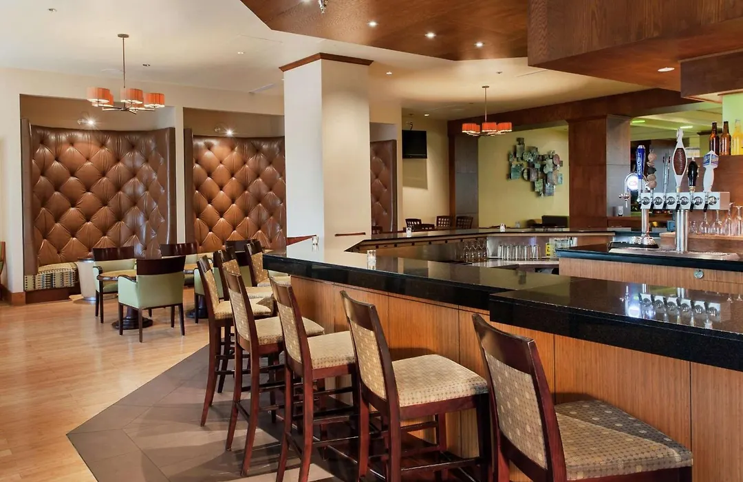 Doubletree By Hilton Hotel & Executive Meeting Center Omaha-Downtown-1