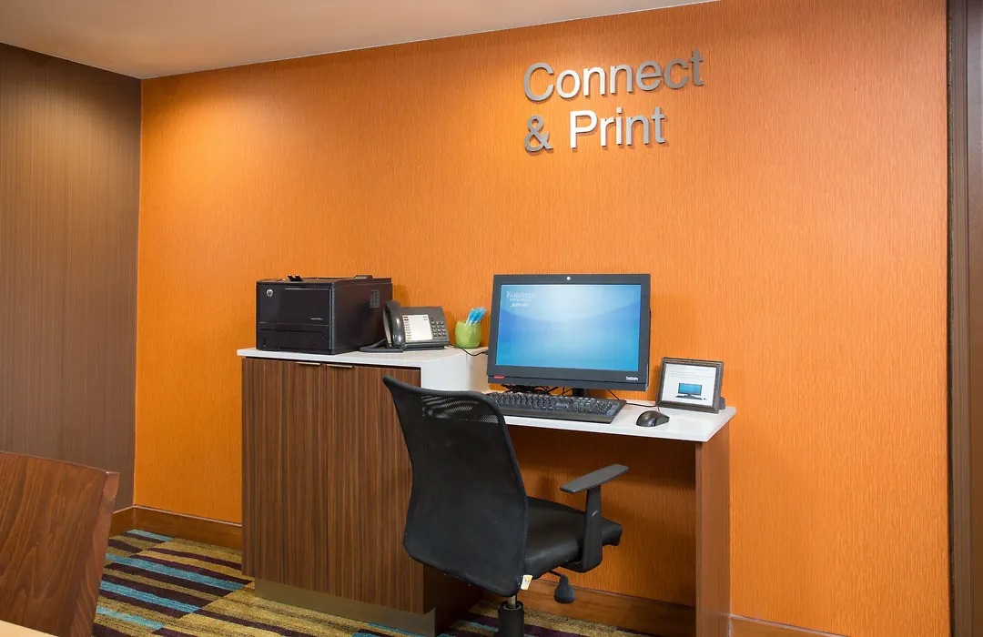Fairfield Inn Manchester - Boston Regional Airport-1