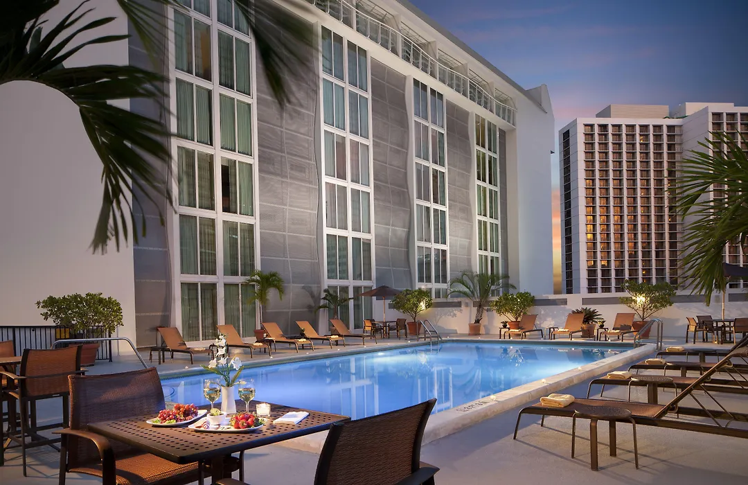 Courtyard Miami Downtown Brickell Area-1