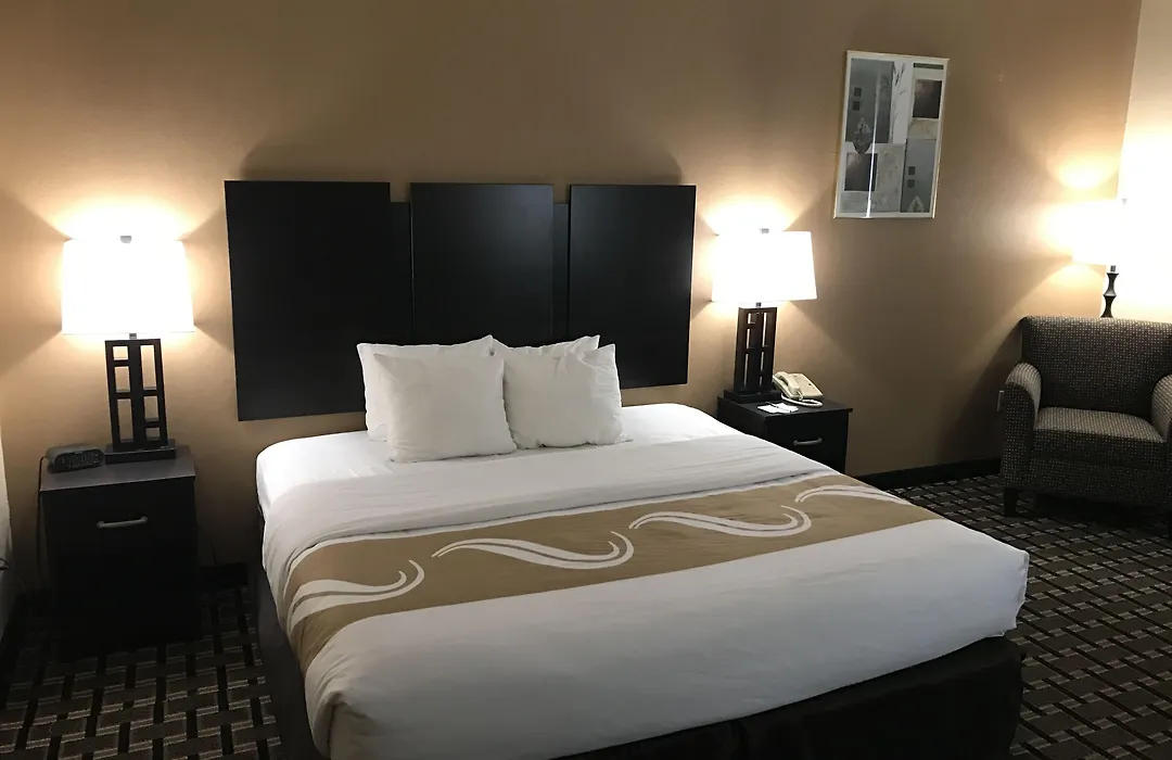Quality Inn Schenectady - Albany-1