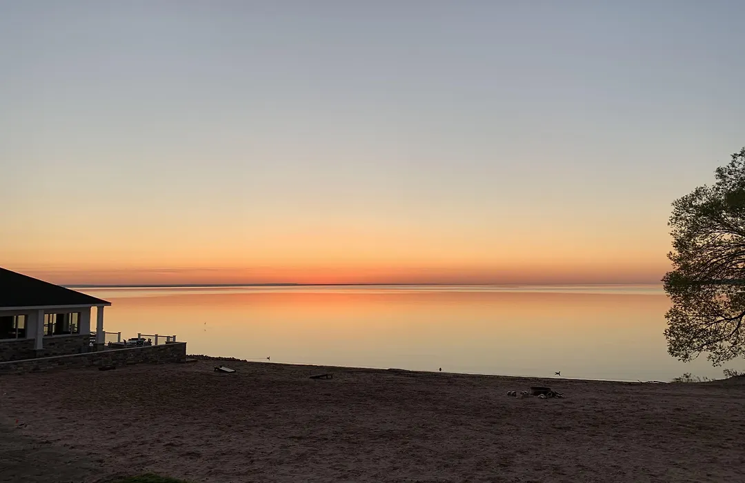 Breakers Resort - Lakeside-1