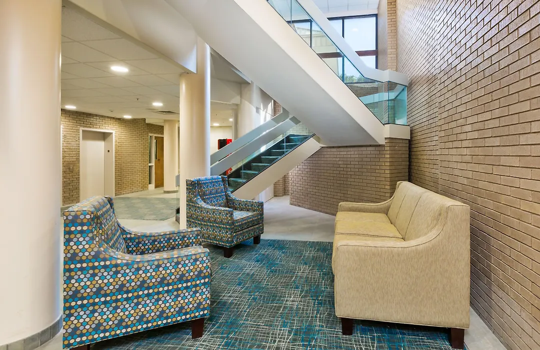 Clarion Hotel & Suites BWI Airport North-1