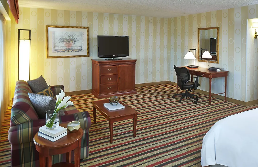Delta Hotels Philadelphia Airport-1