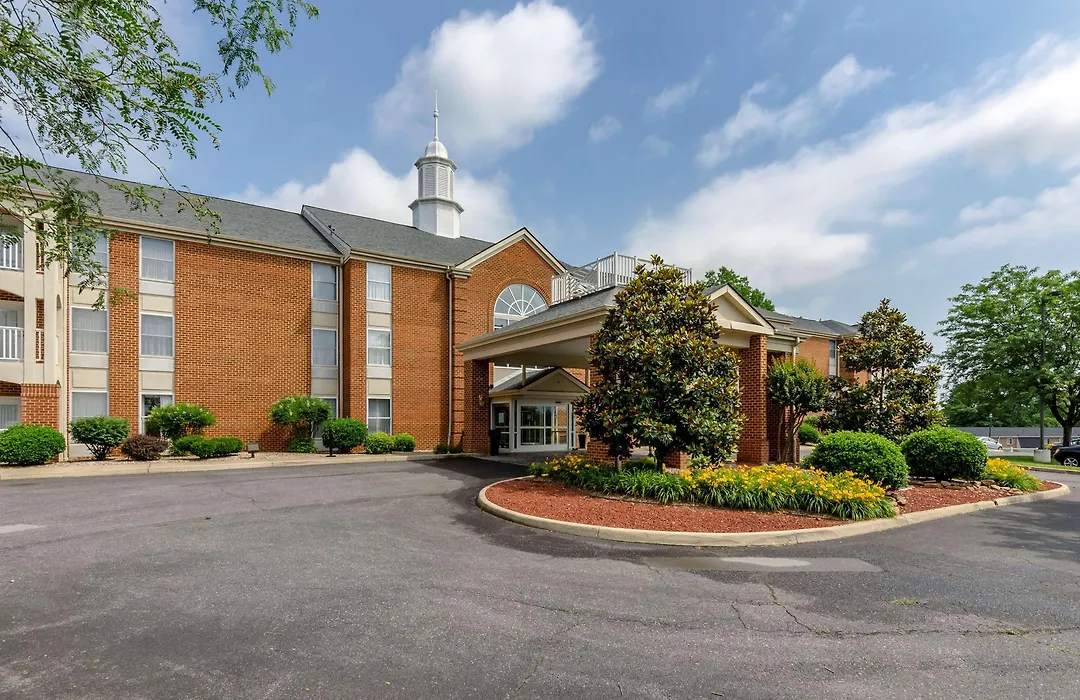 Best Western Plus Inn At Hunt Ridge-1