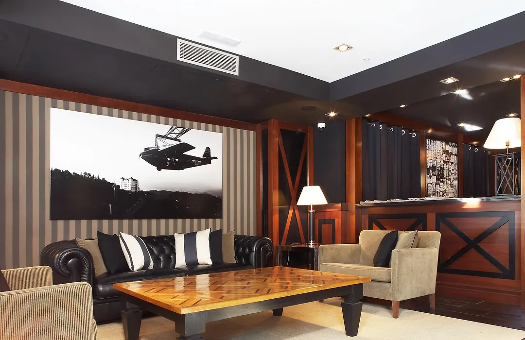 U232 Hotel-1