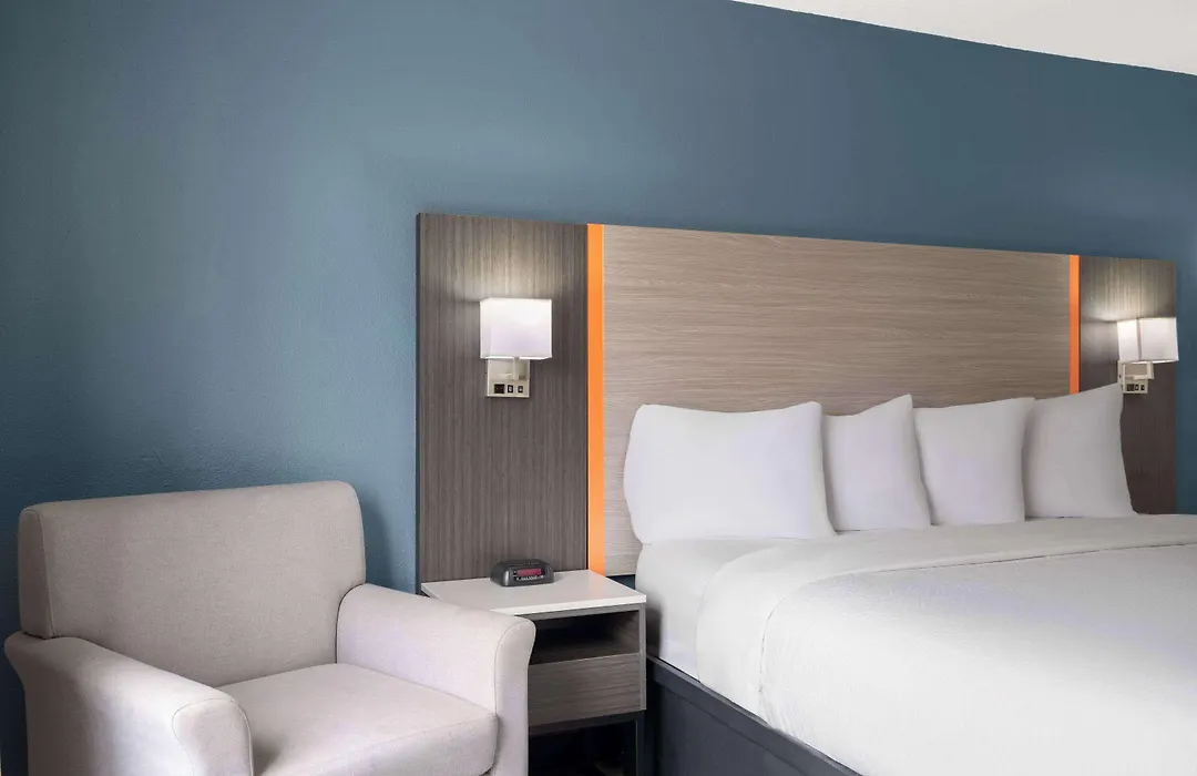 Baymont By Wyndham Indianapolis East-1