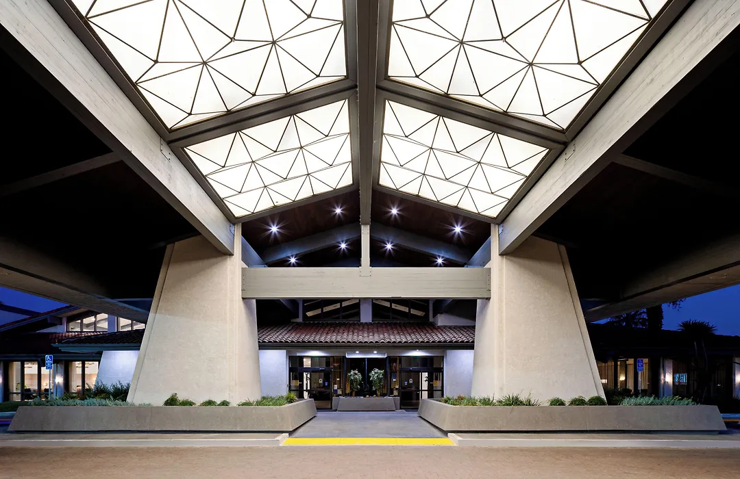Doubletree By Hilton Bakersfield-1