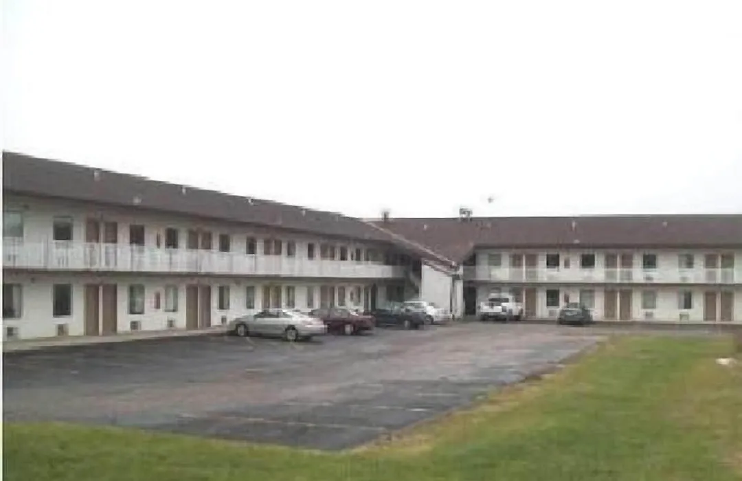 Hilltop Inn Pittsburgh-1