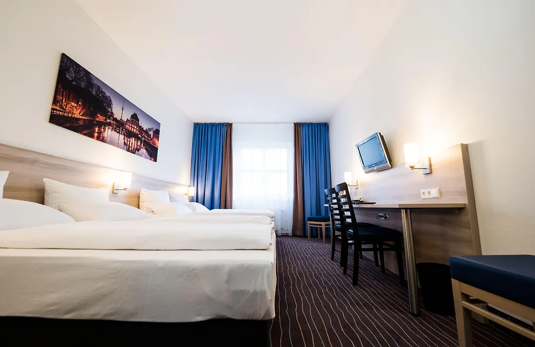 Plaza Inn Berlin Charlottenburg-1