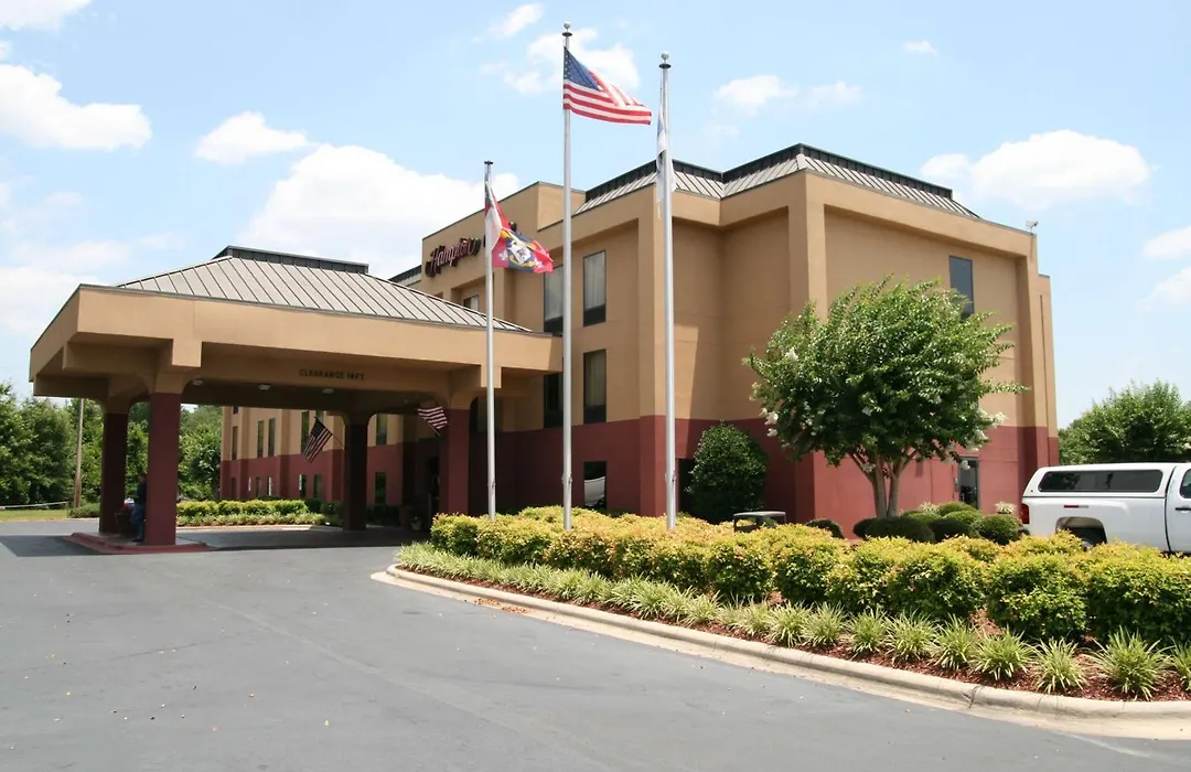 Hampton Inn Laurinburg-1