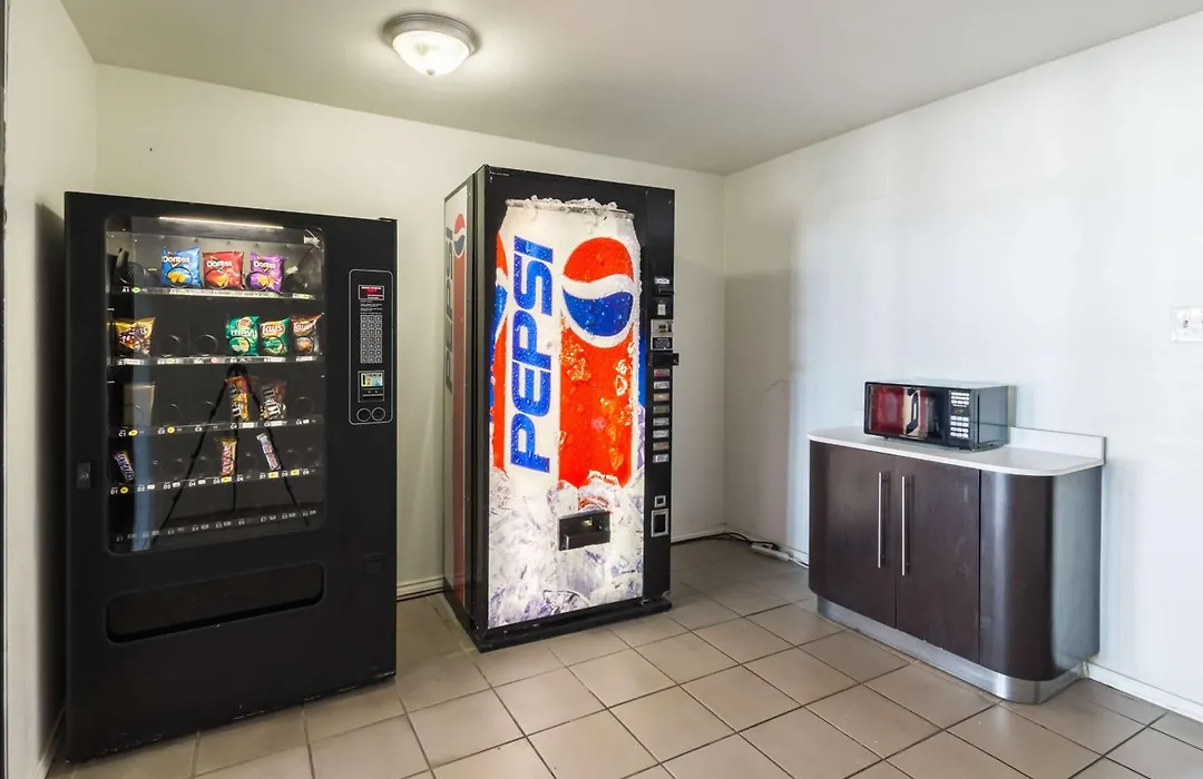 Motel 6-Stephenville, Tx-1