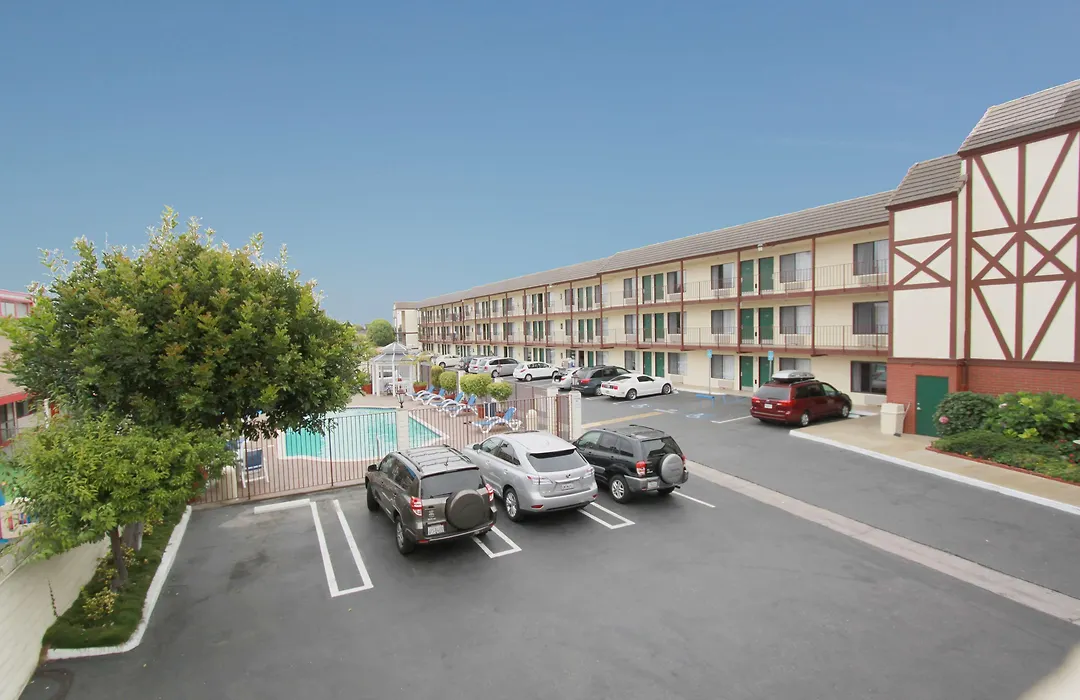 Best Western Surf City-1