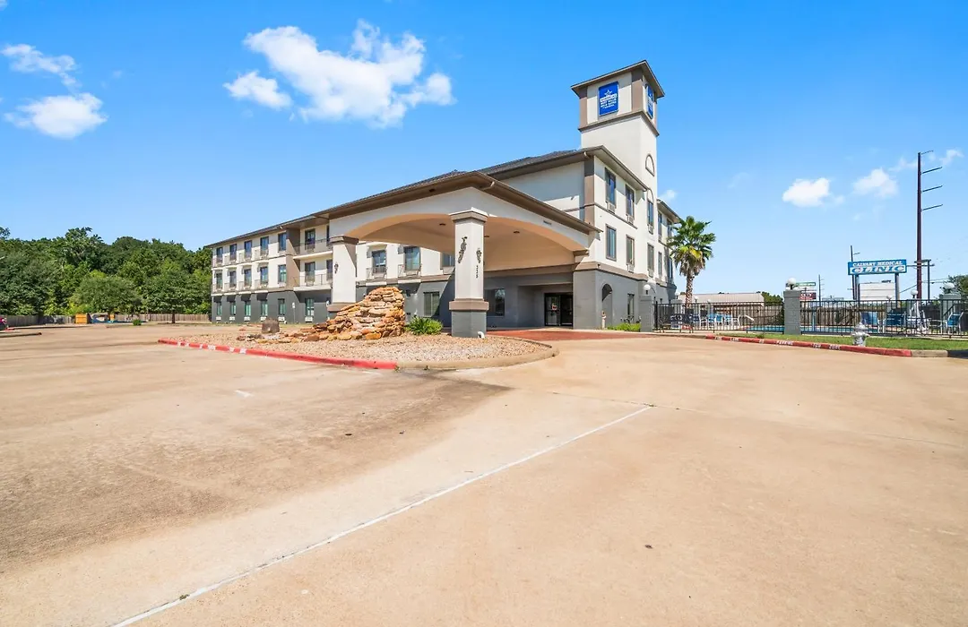 Americas Best Value Inn & Suites-Livingston-1